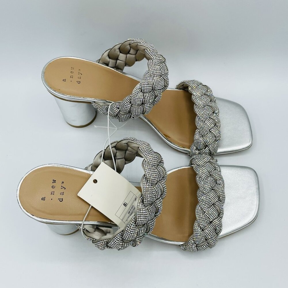 A New Day Shoes Womens Size 8.5 Silver High Heels Rhinestones Shiny Sparkling - Picture 3 of 12